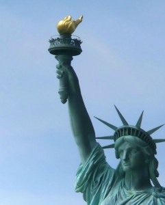 estatua da liberdade 900